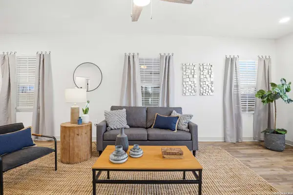 1026 W Lynwood, San Antonio, TX 78201