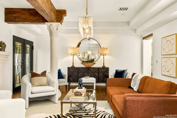 417 E Hildebrand, San Antonio, TX 78212