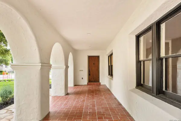 135 W Lullwood, San Antonio, TX 78212