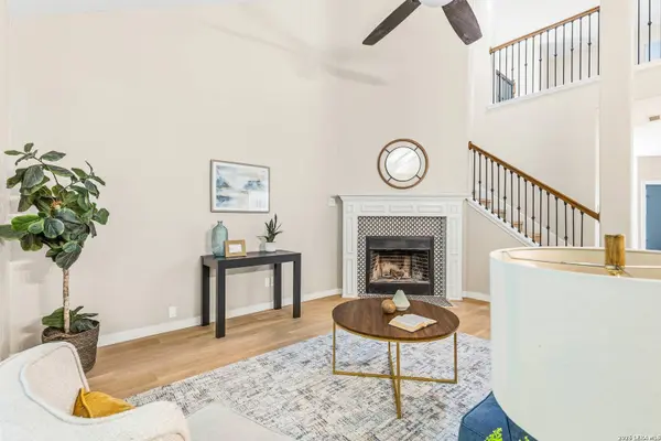 1921 Walter Raleigh, Windcrest, TX 78239