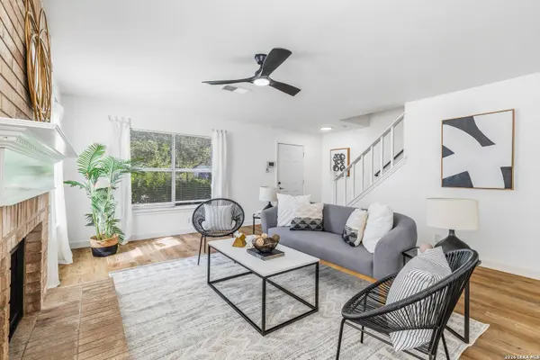 9618 Orchid Mdws, San Antonio, TX 78250