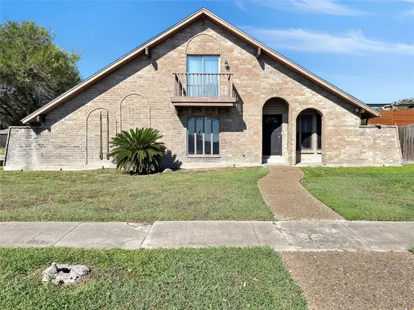 845 Egyptian DR, Corpus Christi, TX 78412