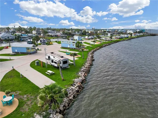 101 Caribbean DR, Corpus Christi, TX 78418