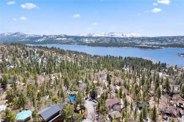 1137 Ridge Rd, Fawnskin, CA 92333