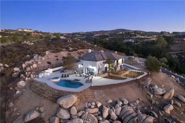 39850 Calle Breve, Temecula, CA 92592