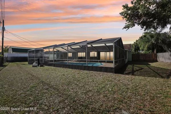 966 Levitt Pkwy, Rockledge, FL 32955