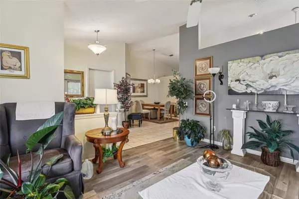 8407 FORT THOMAS WAY, Orlando, FL 32822