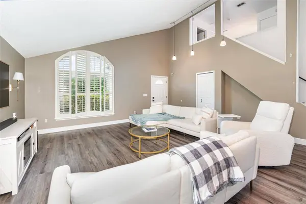 210 IMPERIAL RIDGE CT, Oviedo, FL 32765