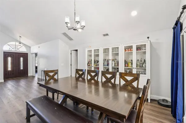 2205 BLOSSOMWOOD DR, Oviedo, FL 32765