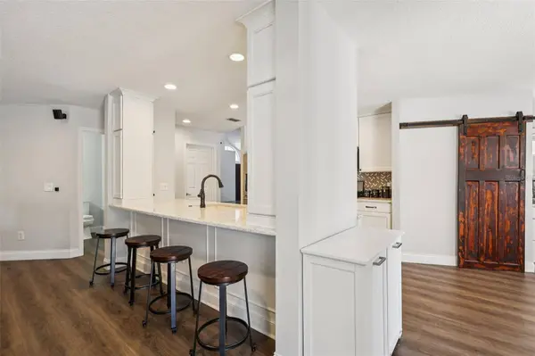 2205 BLOSSOMWOOD DR, Oviedo, FL 32765