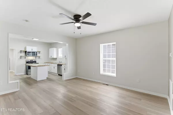 218 Morelia Ave, Knoxville, TN 37917