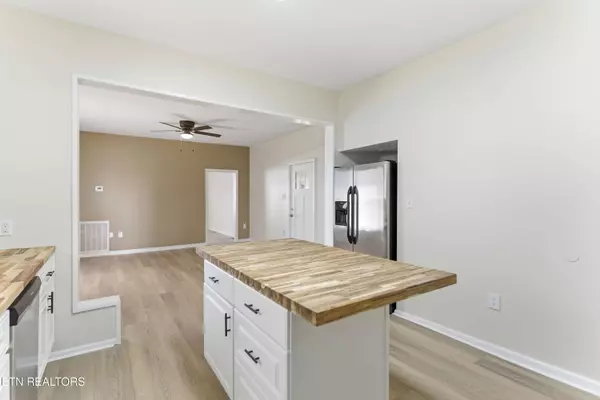 218 Morelia Ave, Knoxville, TN 37917