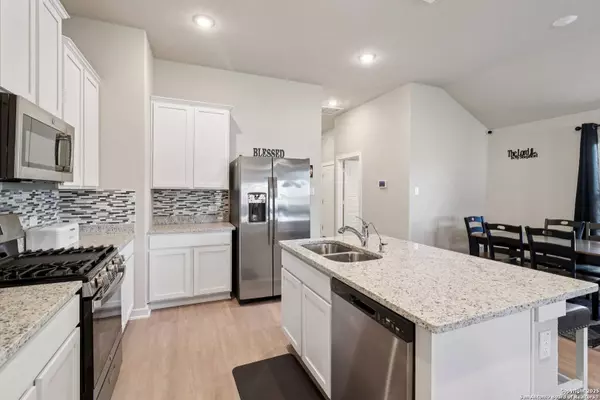 7207 Littlefoot Lane, San Antonio, TX 78253