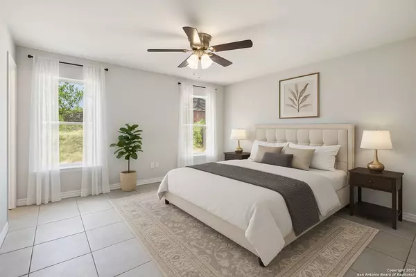 238 Guilford FRG, Universal City, TX 78148