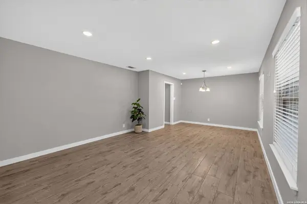 10007 ASTRONAUT DR, San Antonio, TX 78217