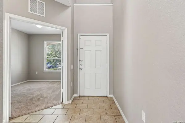 5822 Tranquil Dawn, San Antonio, TX 78218