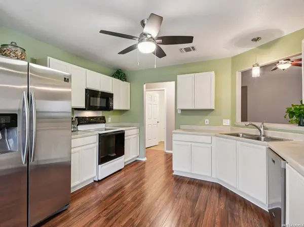 3441 whisper, Schertz, TX 78108
