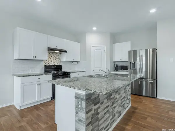 4258 FORT PALMER BLVD, St Hedwig, TX 78152