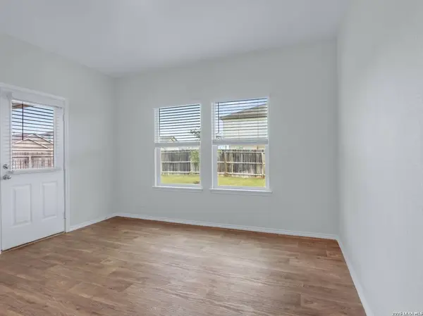 4258 FORT PALMER BLVD, St Hedwig, TX 78152