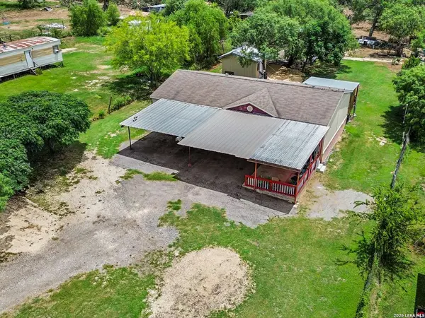 7176 BURSHARD RD, San Antonio, TX 78263