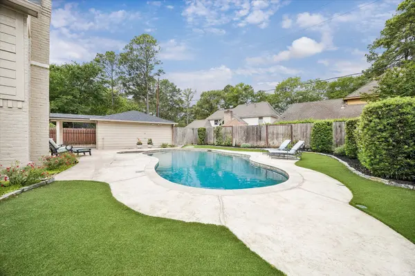 9410 Taidswood DR, Spring, TX 77379