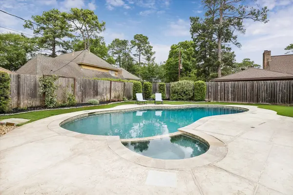 9410 Taidswood DR, Spring, TX 77379