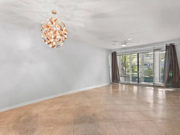 400 18th ST #4, Vero Beach, FL 32960