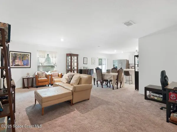 7976 105th AVE, Vero Beach, FL 32967