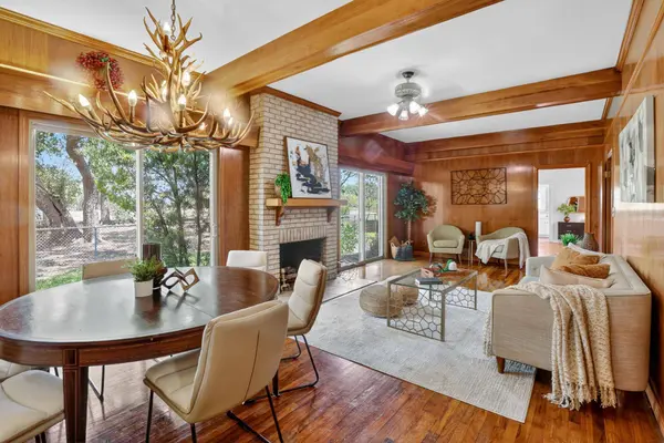 310 Woodland Oaks TRL, Buda, TX 78610