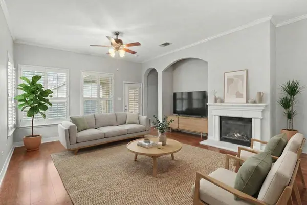 2210 Onion Creek PKWY #1404, Austin, TX 78747