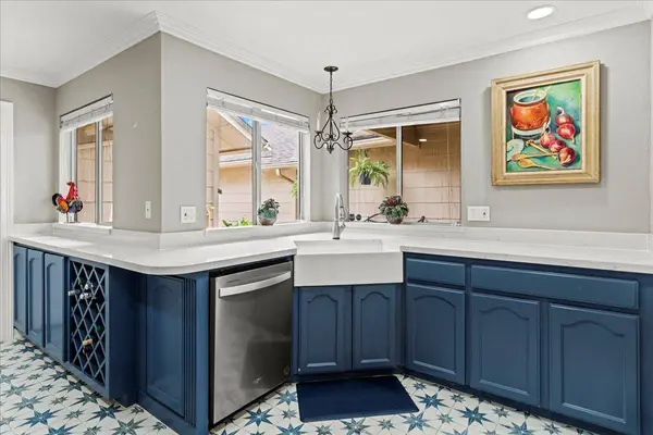 10920 Crown Colony DR #2, Austin, TX 78747