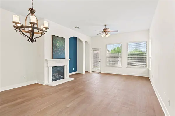 2210 Onion Creek PKWY #604, Austin, TX 78747