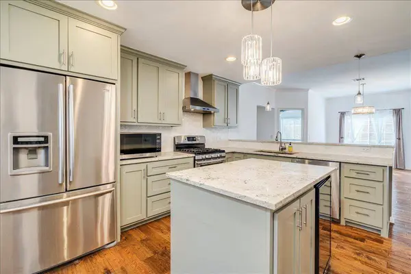 3111 Festus DR, Austin, TX 78748