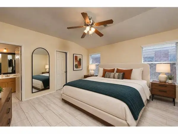 11701 Raymond C Ewry LN, Austin, TX 78748