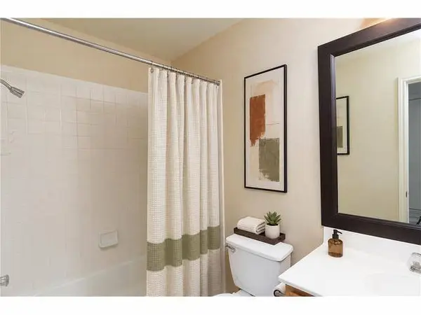 11701 Raymond C Ewry LN, Austin, TX 78748