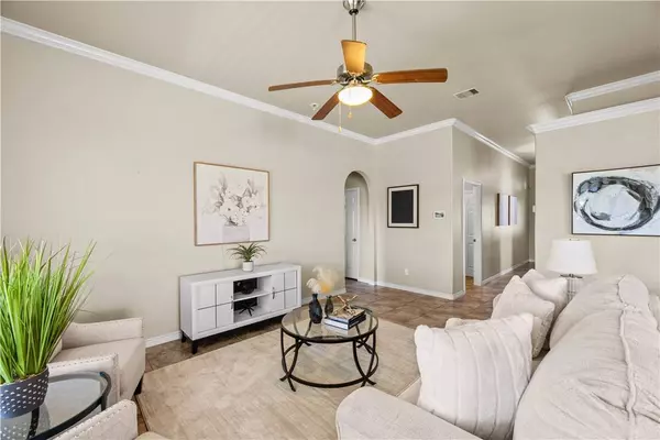 3013 Masterson DR, Corpus Christi, TX 78415