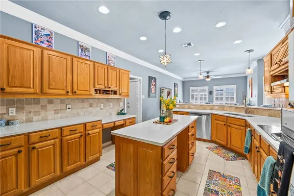 5905 Raven Hill RD, Corpus Christi, TX 78414