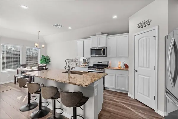7713 Bronco Buster DR, Corpus Christi, TX 78414