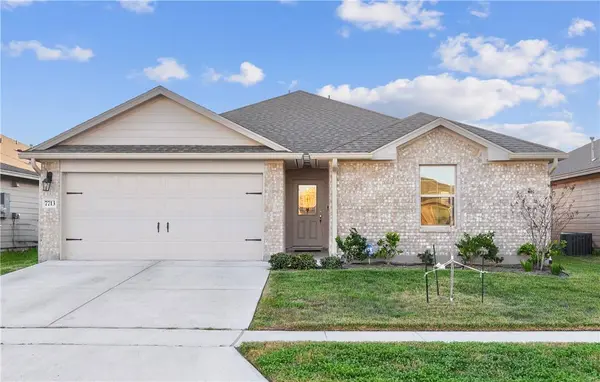 7713 Bronco Buster DR, Corpus Christi, TX 78414