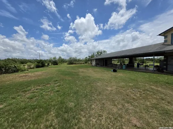 3665 Pvt Rd 5500, Uvalde, TX 78801