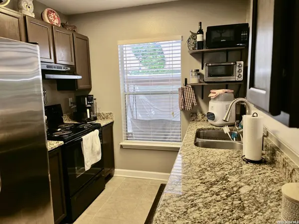 9911 Lauren Mist, San Antonio, TX 78251-3745