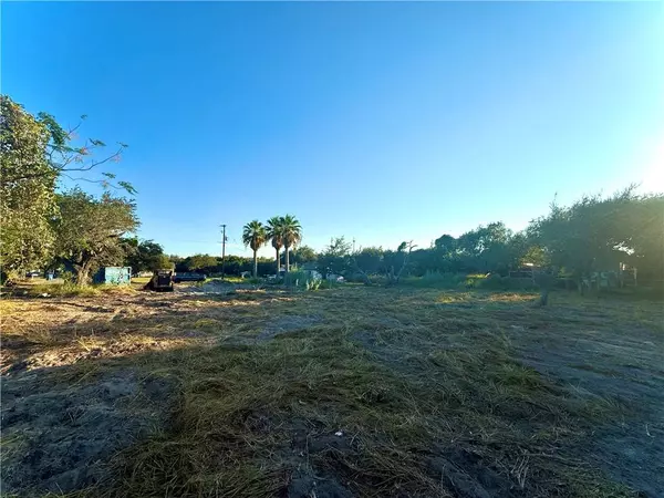 807 N Moline ST, Rockport, TX 78382