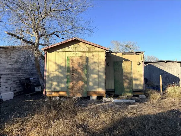200 W 4th ST, Bishop, TX 78343