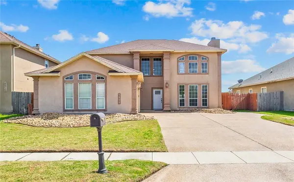 5809 Montserrat DR, Corpus Christi, TX 78414