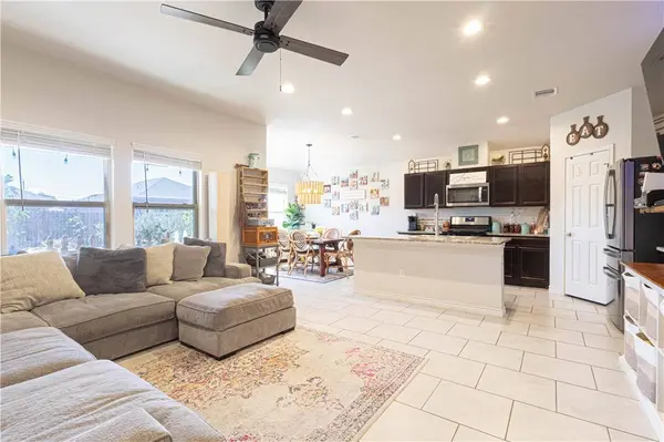 3906 Targaryen WAY, Corpus Christi, TX 78410