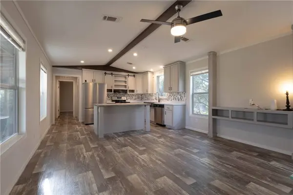 1212 Fort Worth ST, Rockport, TX 78382