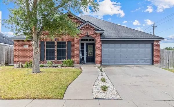 4801 Lake Livingston DR, Corpus Christi, TX 78413