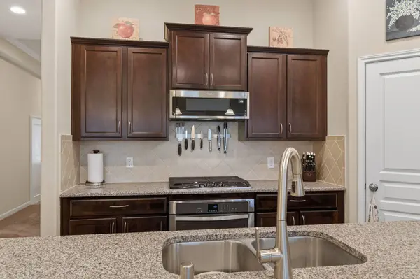 19815 Mulberry Pine LN, Cypress, TX 77429