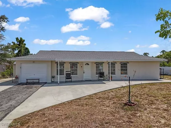 300 Schoolside DR, Lehigh Acres, FL 33936