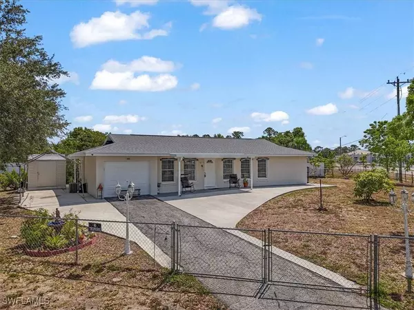 300 Schoolside DR, Lehigh Acres, FL 33936
